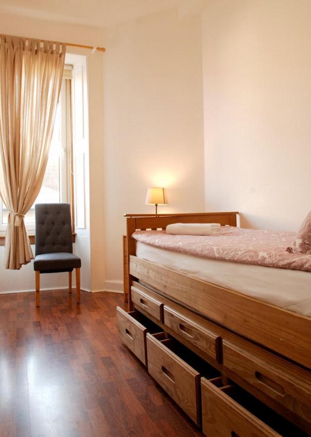 Pitt Street Apartment Beautiful Spacious Apartment Free Parking And Free Sanitizer Edinburgh Kültér fotó