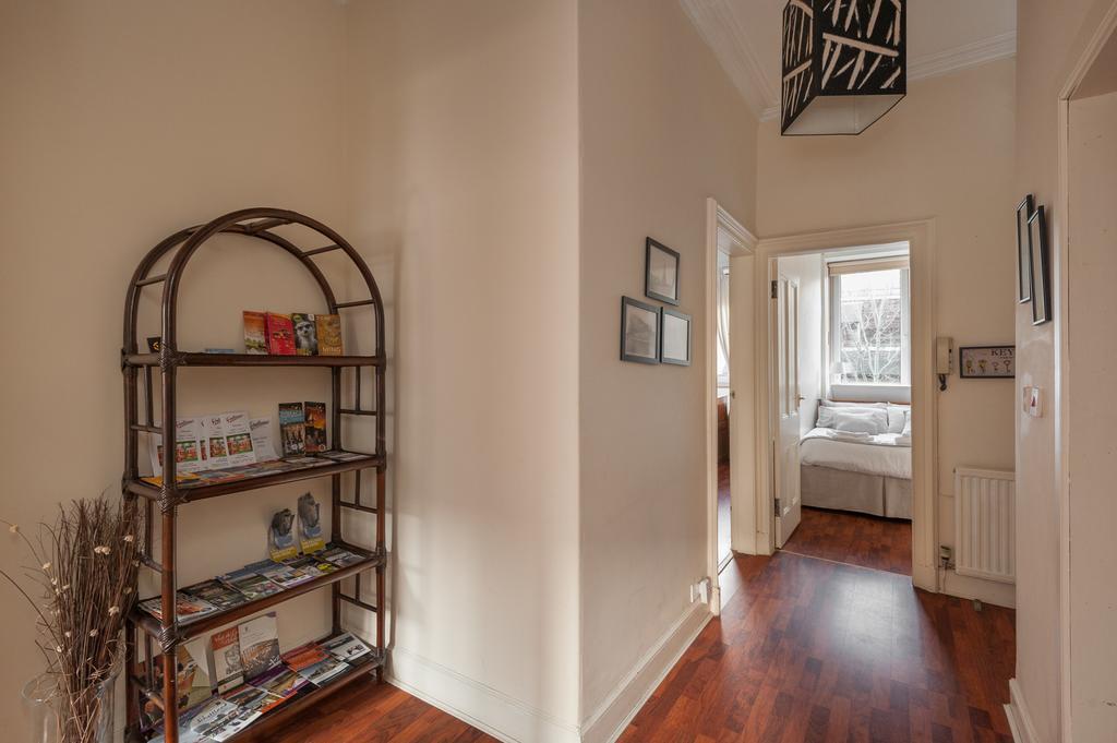 Pitt Street Apartment Beautiful Spacious Apartment Free Parking And Free Sanitizer Edinburgh Szoba fotó