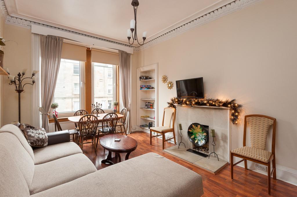 Pitt Street Apartment Beautiful Spacious Apartment Free Parking And Free Sanitizer Edinburgh Szoba fotó