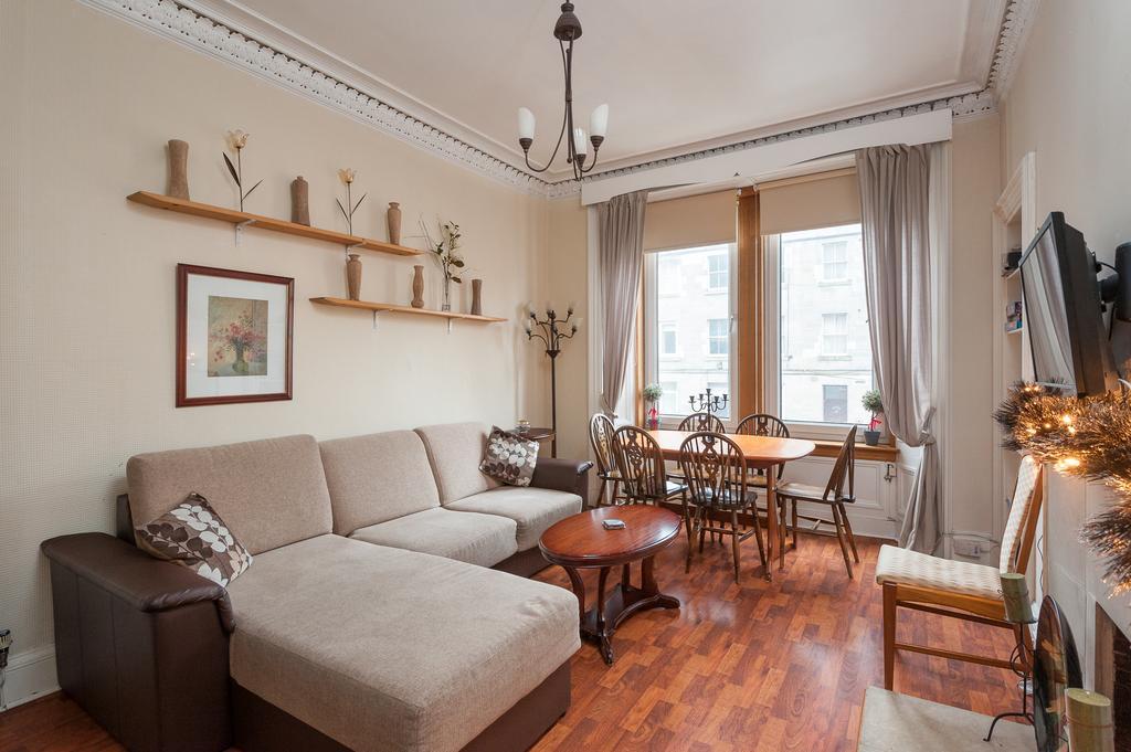 Pitt Street Apartment Beautiful Spacious Apartment Free Parking And Free Sanitizer Edinburgh Szoba fotó