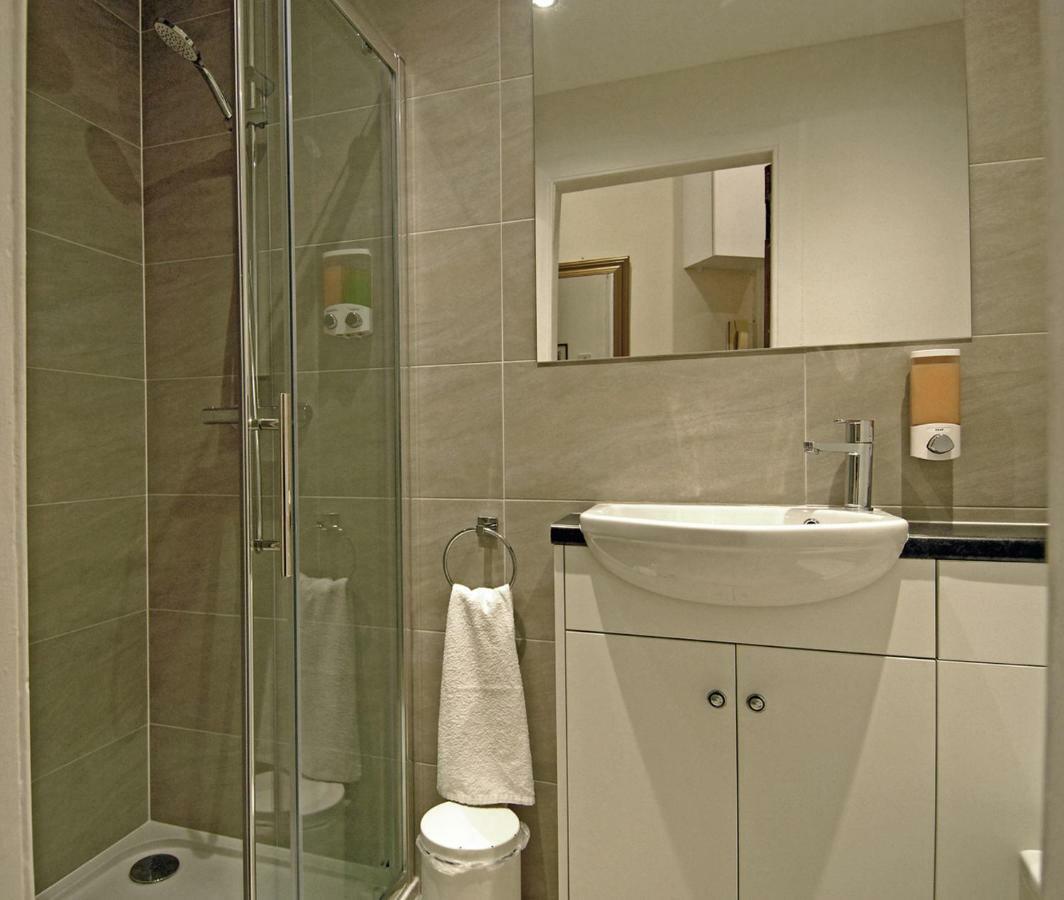 Pitt Street Apartment Beautiful Spacious Apartment Free Parking And Free Sanitizer Edinburgh Kültér fotó